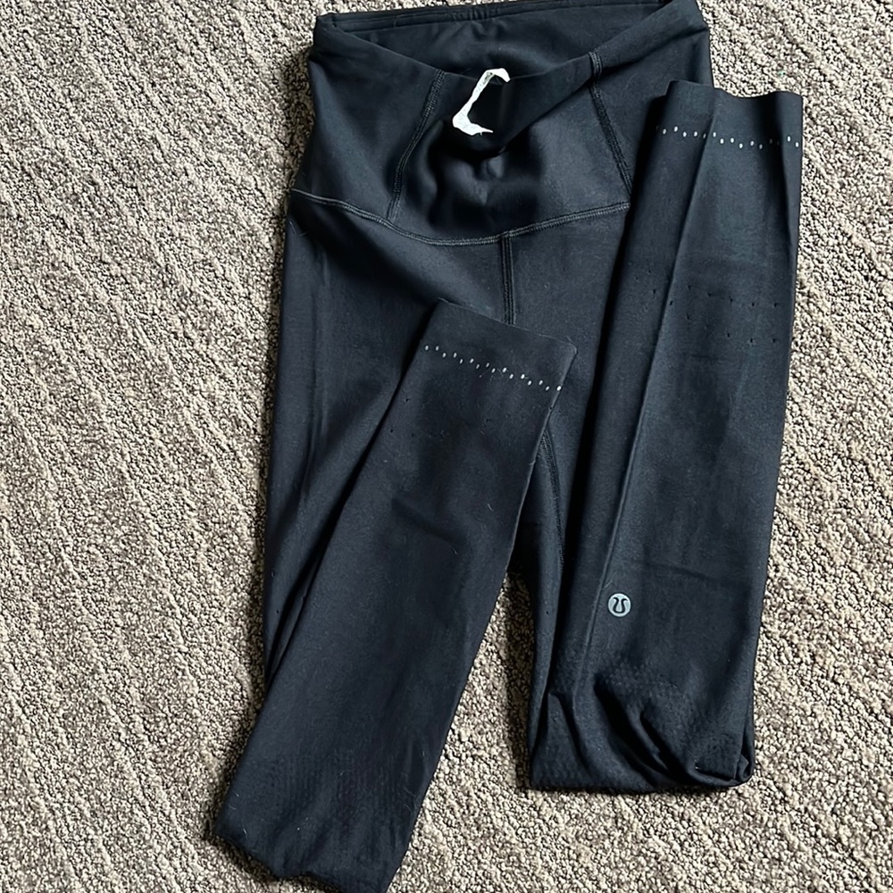 LULULEMON LEGGINGS! Like NEW!!!!